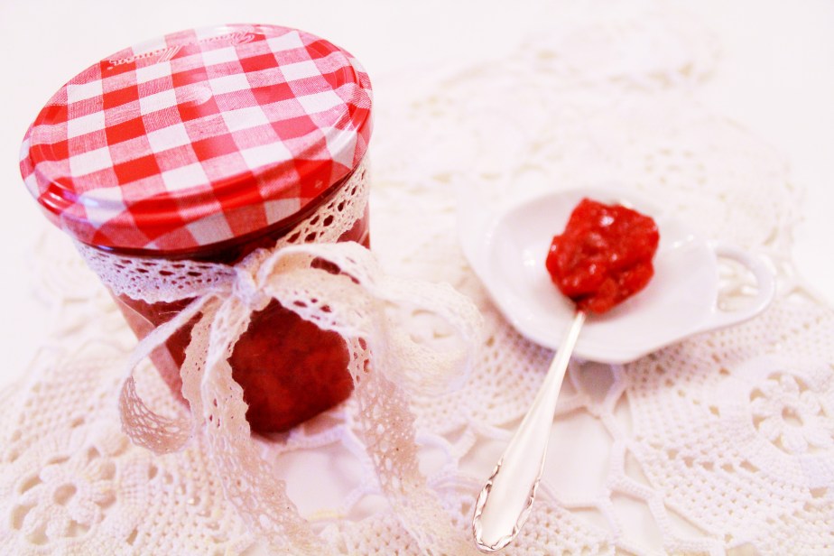 Erdbeerkonfitüre und der&nbsp;Kommunismus